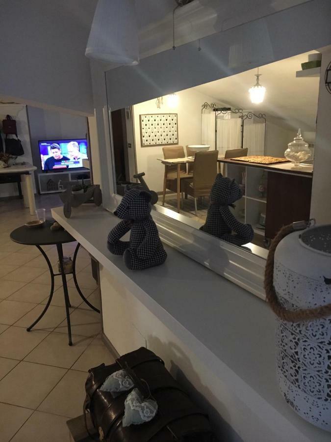 Casa Leonardo Liam Apartment Касерта Екстериор снимка