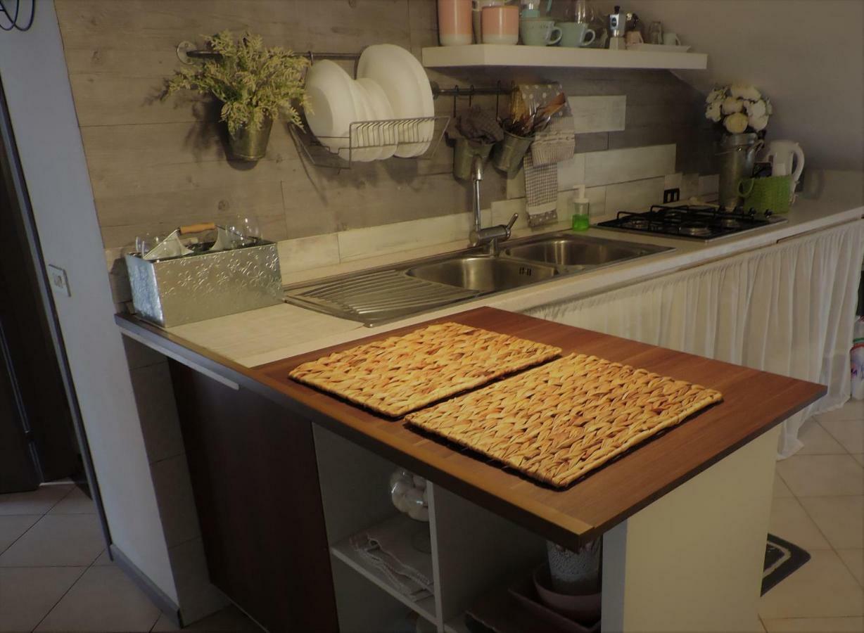 Casa Leonardo Liam Apartment Касерта Екстериор снимка